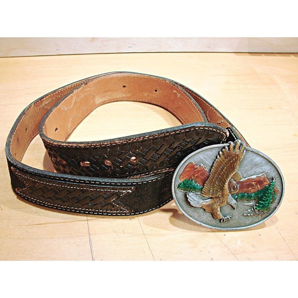 Nocona Leather Belt and 3D Flying Eagle Siskiyou Buckle Size 40 Vintage 1982 USA